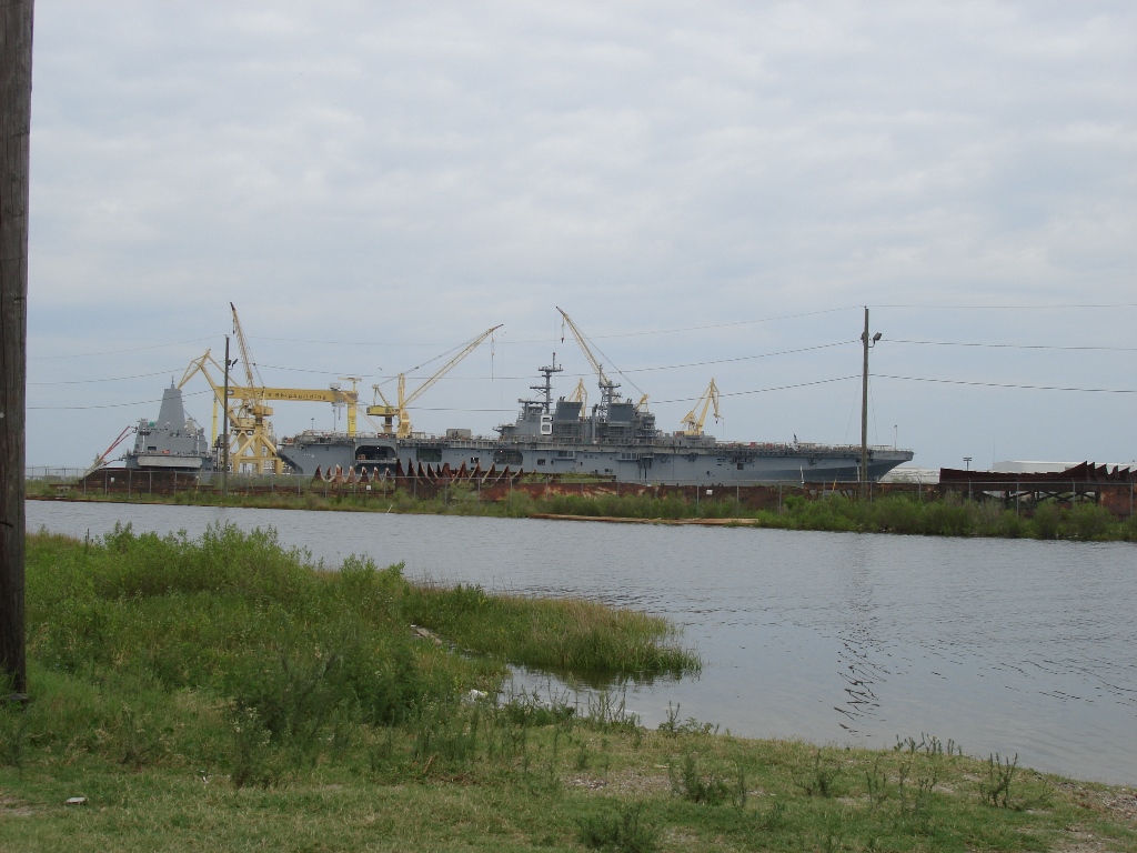 Kriegsschiff im Bau Kriegsschiff im Bau