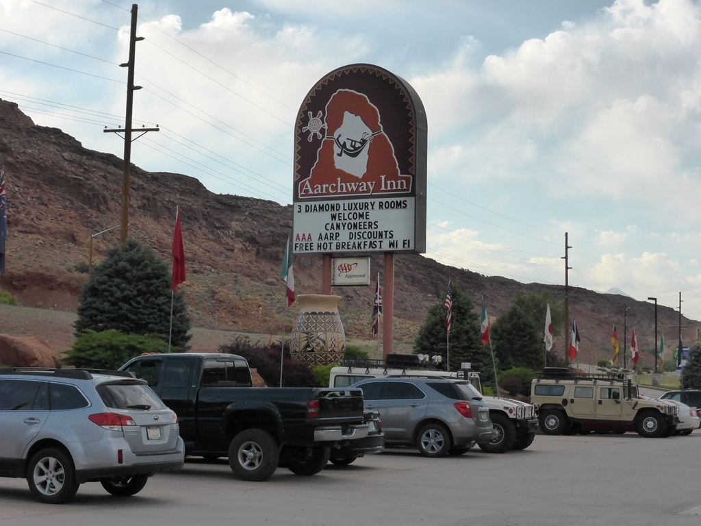 Archway Inn