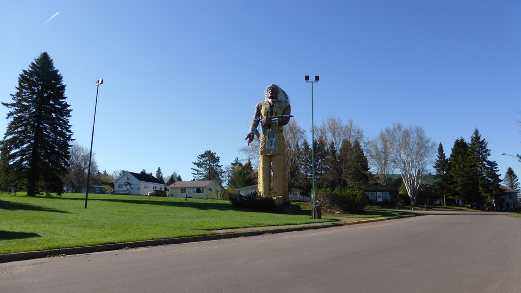 Hiawatha, World's Largest Indian Hiawatha, World's Largest Indian