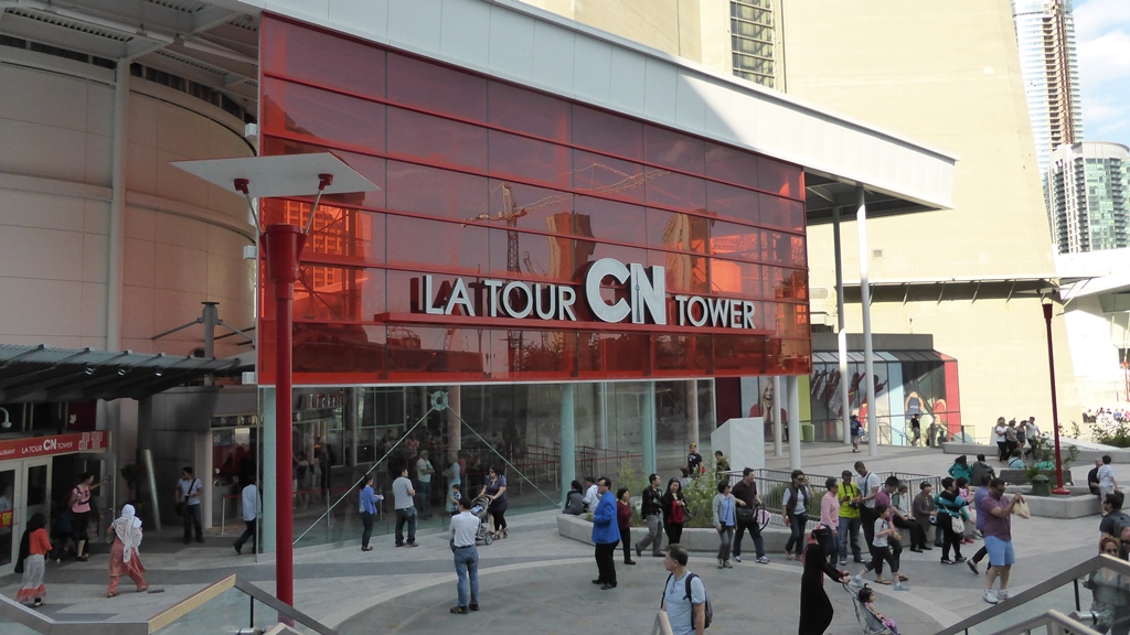 Eingang CN Tower  Eingang CN Tower