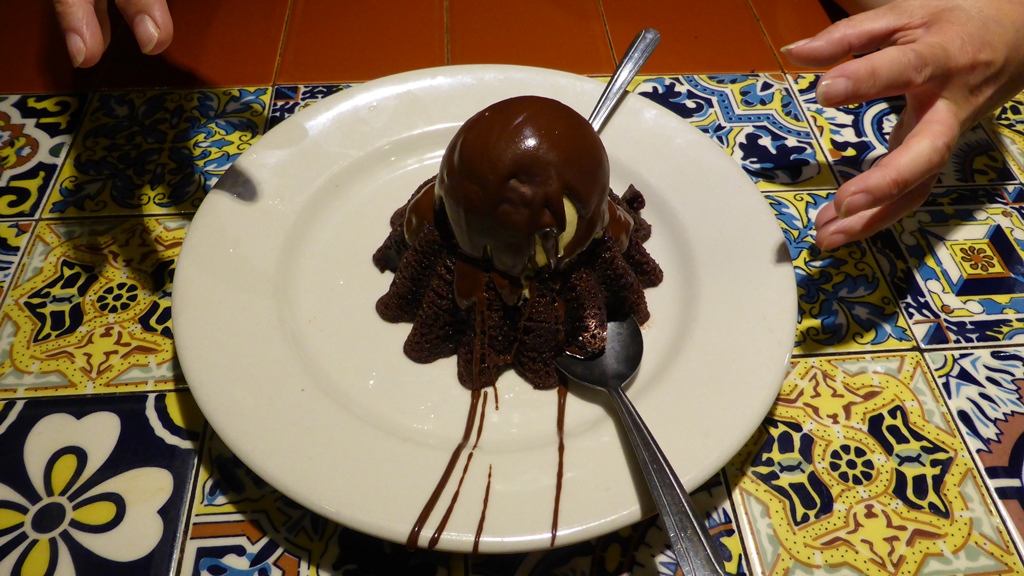 Molten Chocolate Cake n Chocolate Cake
